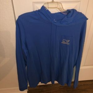 Never worn vineyard vines shirt